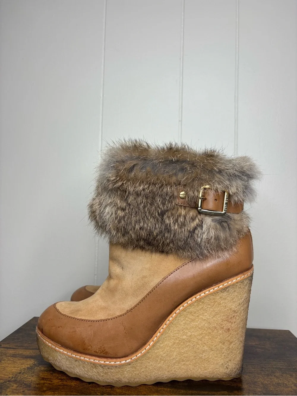 Tory Burch Wedge Ankle Booties Rabbit Fur Trim Buckle Lined Womens Size 7